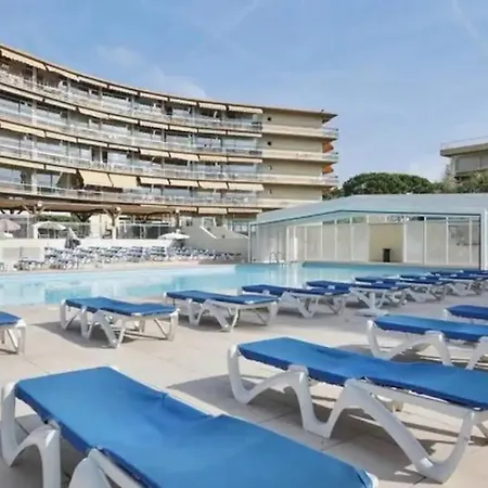 Face Mer, Piscine, Parking 4 Etoile